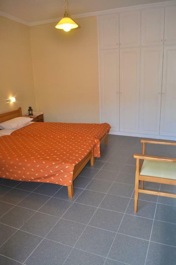 Apartment Yannis On Agios Gordios In Corfu *